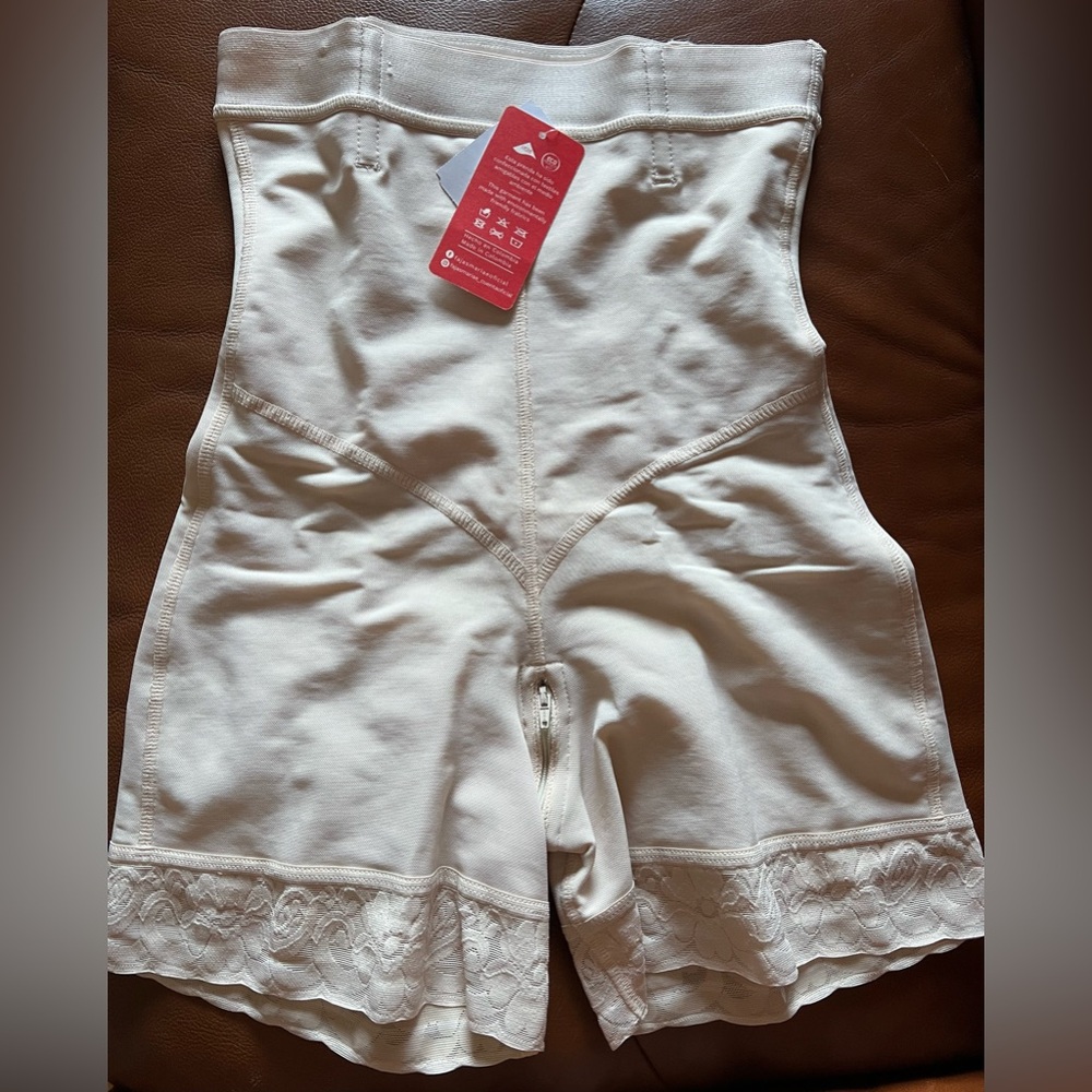 Women's Shapewear in beige / Colombian shapewear